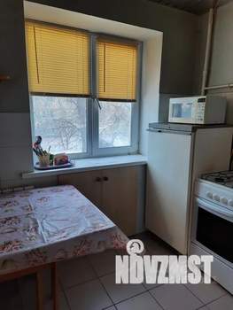 1-к квартира, посуточно, 32м2, 3/5 этаж