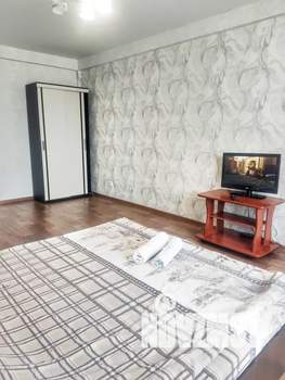 1-к квартира, посуточно, 50м2, 7/10 этаж