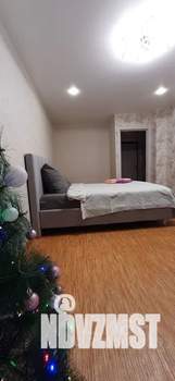 1-к квартира, посуточно, 40м2, 9/9 этаж