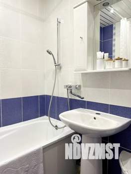 1-к квартира, посуточно, 35м2, 4/17 этаж