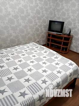 2-к квартира, посуточно, 75м2, 9/16 этаж