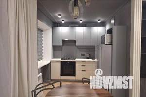 1-к квартира, посуточно, 40м2, 1/5 этаж