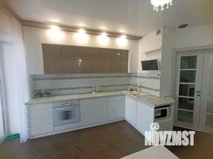 2-к квартира, посуточно, 71м2, 21/21 этаж