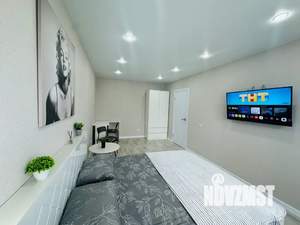 1-к квартира, посуточно, 35м2, 9/9 этаж