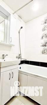 1-к квартира, посуточно, 40м2, 2/10 этаж