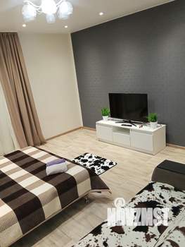 1-к квартира, посуточно, 48м2, 4/9 этаж