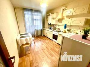 1-к квартира, посуточно, 50м2, 1/5 этаж