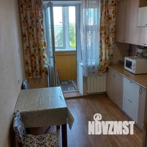 1-к квартира, посуточно, 42м2, 5/5 этаж