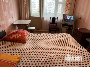 1-к квартира, посуточно, 35м2, 4/10 этаж