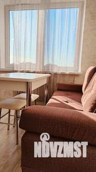 1-к квартира, посуточно, 40м2, 19/25 этаж