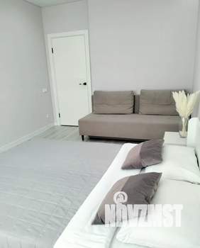 1-к квартира, посуточно, 45м2, 8/20 этаж