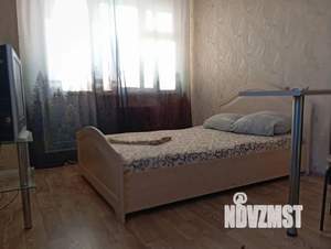 Студия квартира, посуточно, 33м2, 15/18 этаж