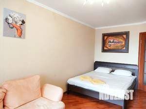 1-к квартира, посуточно, 43м2, 3/9 этаж
