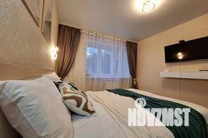 1-к квартира, посуточно, 35м2, 2/13 этаж