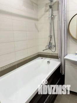 1-к квартира, посуточно, 42м2, 1/1 этаж