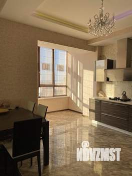 3-к квартира, на длительный срок, 130м2, 4/7 этаж