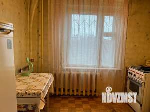 1-к квартира, посуточно, 35м2, 4/10 этаж