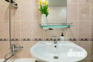 1-к квартира, посуточно, 43м2, 1/1 этаж