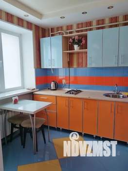 1-к квартира, посуточно, 45м2, 1/3 этаж