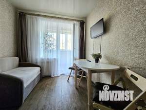 1-к квартира, посуточно, 37м2, 1/1 этаж