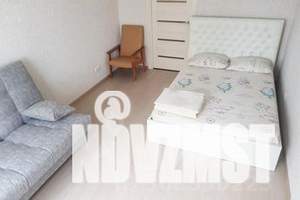 1-к квартира, посуточно, 40м2, 2/16 этаж