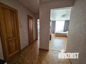 1-к квартира, посуточно, 43м2, 3/9 этаж