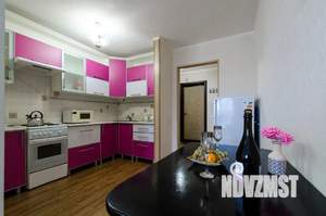 Студия квартира, посуточно, 39м2, 6/10 этаж