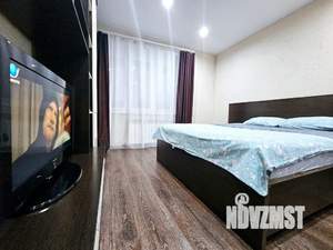 1-к квартира, посуточно, 43м2, 11/16 этаж