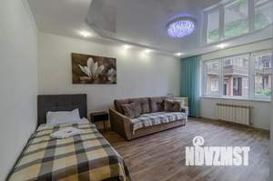 2-к квартира, посуточно, 65м2, 1/9 этаж