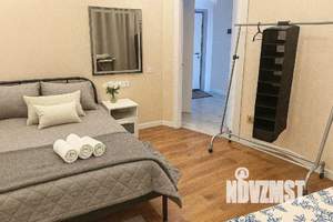 1-к квартира, посуточно, 62м2, 1/1 этаж