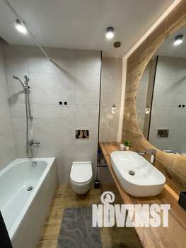 Студия квартира, посуточно, 40м2, 13/17 этаж