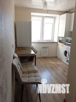 1-к квартира, посуточно, 40м2, 3/9 этаж