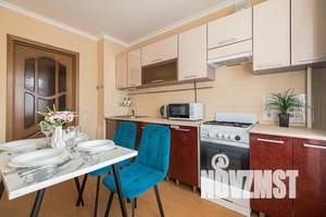 1-к квартира, посуточно, 43м2, 6/13 этаж