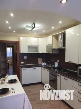 2-к квартира, посуточно, 83м2, 2/7 этаж