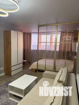 Студия квартира, посуточно, 33м2, 25/25 этаж