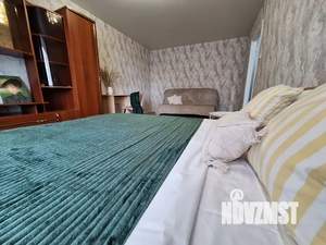 1-к квартира, посуточно, 35м2, 3/5 этаж