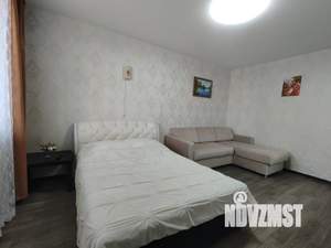 1-к квартира, посуточно, 38м2, 1/16 этаж