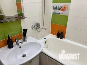 1-к квартира, посуточно, 36м2, 3/9 этаж