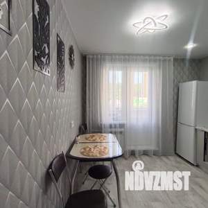 1-к квартира, посуточно, 36м2, 1/16 этаж