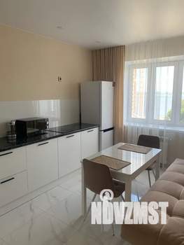 1-к квартира, посуточно, 51м2, 13/23 этаж