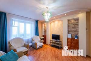 1-к квартира, посуточно, 41м2, 4/10 этаж