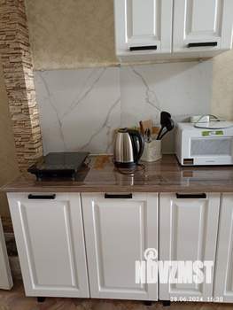 Студия квартира, посуточно, 38м2, 1/9 этаж
