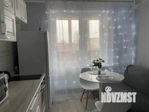 1-к квартира, посуточно, 37м2, 1/16 этаж