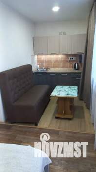 Студия квартира, посуточно, 30м2, 1/9 этаж