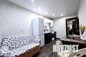 1-к квартира, посуточно, 40м2, 11/16 этаж