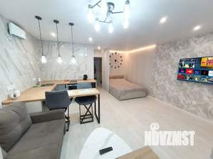 Студия квартира, посуточно, 36м2, 17/19 этаж