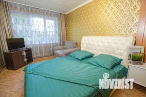 3-к квартира, посуточно, 60м2, 1/9 этаж