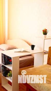 1-к квартира, посуточно, 39м2, 8/19 этаж