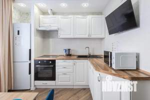 1-к квартира, посуточно, 38м2, 11/16 этаж