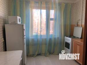 1-к квартира, посуточно, 34м2, 4/9 этаж